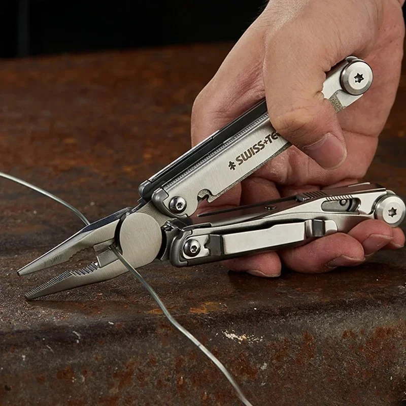 SWISS TECH 18 in 1 Multitool P – обзор и цена Tech Accessories Kit